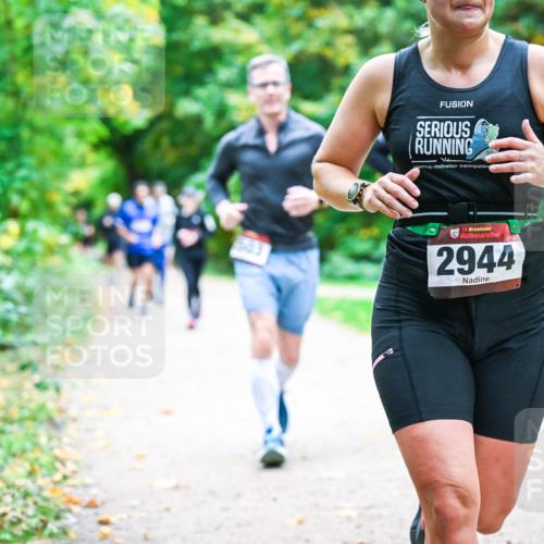12.10.2025 - Bramfelder Halbmarathon 2025 Dr. Thomas Lammeyer http://msf.ph/oto/9357710 12.10.2025 11:01:49 Laufen 34, 2944 meine-sportfotos.de