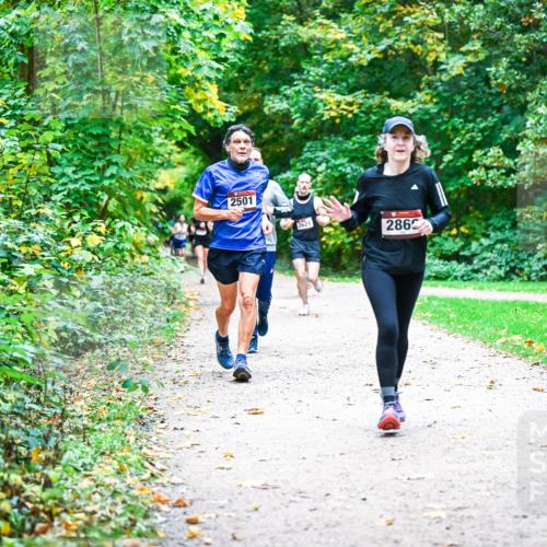 12.10.2025 - Bramfelder Halbmarathon 2025 Dr. Thomas Lammeyer http://msf.ph/oto/9357718 12.10.2025 11:01:53 Laufen 2501, 2621, 286 meine-sportfotos.de