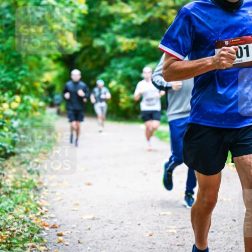 12.10.2025 - Bramfelder Halbmarathon 2025 Dr. Thomas Lammeyer http://msf.ph/oto/9357735 12.10.2025 11:01:55 Laufen 34, 01 meine-sportfotos.de