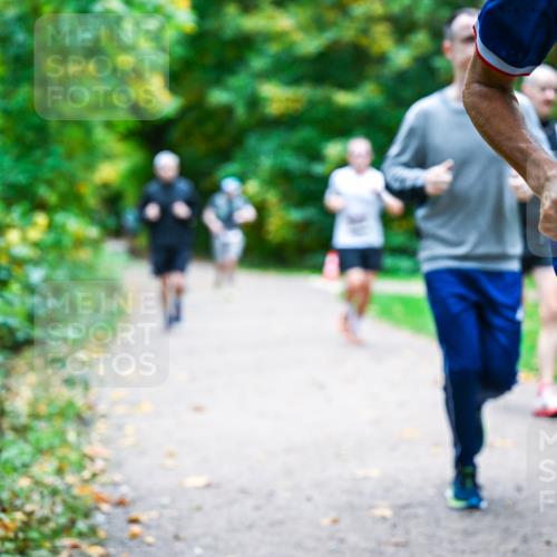12.10.2025 - Bramfelder Halbmarathon 2025 Dr. Thomas Lammeyer http://msf.ph/oto/9357738 12.10.2025 11:01:56 Laufen 34, 250 meine-sportfotos.de