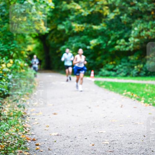 12.10.2025 - Bramfelder Halbmarathon 2025 Dr. Thomas Lammeyer http://msf.ph/oto/9357776 12.10.2025 11:02:05 Laufen  meine-sportfotos.de