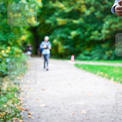 12.10.2025 - Bramfelder Halbmarathon 2025 Dr. Thomas Lammeyer http://msf.ph/oto/9357811 12.10.2025 11:02:11 Laufen 257 meine-sportfotos.de