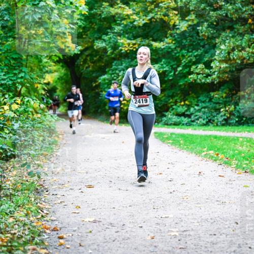 12.10.2025 - Bramfelder Halbmarathon 2025 Dr. Thomas Lammeyer http://msf.ph/oto/9357812 12.10.2025 11:02:14 Laufen 2419 meine-sportfotos.de