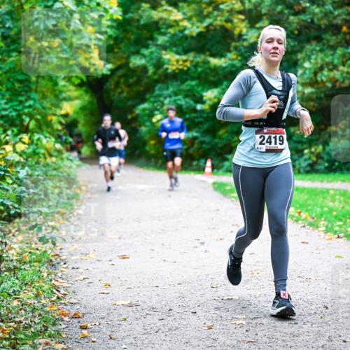 12.10.2025 - Bramfelder Halbmarathon 2025 Dr. Thomas Lammeyer http://msf.ph/oto/9357821 12.10.2025 11:02:15 Laufen 112, 2419, 87 meine-sportfotos.de