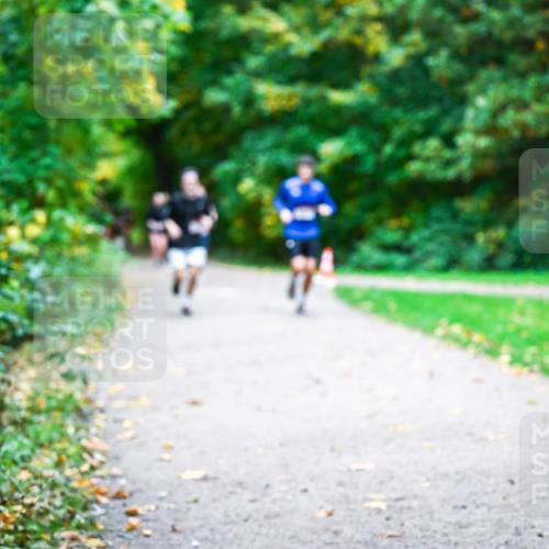 12.10.2025 - Bramfelder Halbmarathon 2025 Dr. Thomas Lammeyer http://msf.ph/oto/9357829 12.10.2025 11:02:16 Laufen 2, 87 meine-sportfotos.de