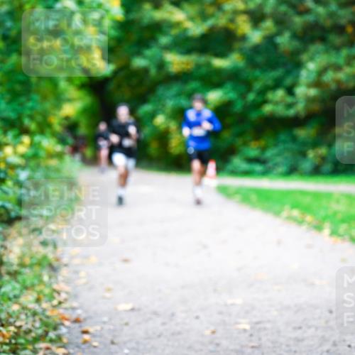12.10.2025 - Bramfelder Halbmarathon 2025 Dr. Thomas Lammeyer http://msf.ph/oto/9357830 12.10.2025 11:02:17 Laufen  meine-sportfotos.de