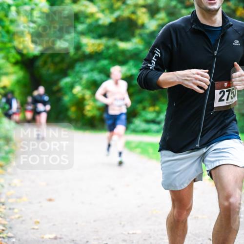 12.10.2025 - Bramfelder Halbmarathon 2025 Dr. Thomas Lammeyer http://msf.ph/oto/9357849 12.10.2025 11:02:20 Laufen 275 meine-sportfotos.de