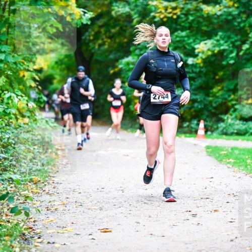 12.10.2025 - Bramfelder Halbmarathon 2025 Dr. Thomas Lammeyer http://msf.ph/oto/9357871 12.10.2025 11:02:27 Laufen 2744 meine-sportfotos.de