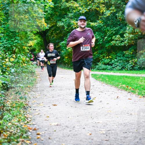 12.10.2025 - Bramfelder Halbmarathon 2025 Dr. Thomas Lammeyer http://msf.ph/oto/9357921 12.10.2025 11:02:37 Laufen 2222, 2302 meine-sportfotos.de