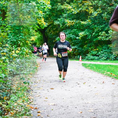 12.10.2025 - Bramfelder Halbmarathon 2025 Dr. Thomas Lammeyer http://msf.ph/oto/9357924 12.10.2025 11:02:39 Laufen 2222, 2302 meine-sportfotos.de