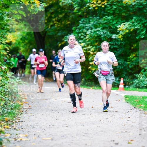 12.10.2025 - Bramfelder Halbmarathon 2025 Dr. Thomas Lammeyer http://msf.ph/oto/9357948 12.10.2025 11:02:44 Laufen 906 meine-sportfotos.de