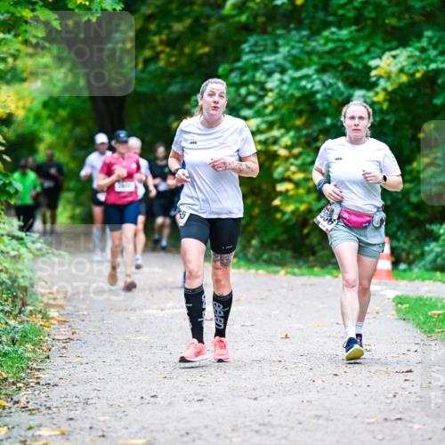 12.10.2025 - Bramfelder Halbmarathon 2025 Dr. Thomas Lammeyer http://msf.ph/oto/9357952 12.10.2025 11:02:44 Laufen 5 meine-sportfotos.de