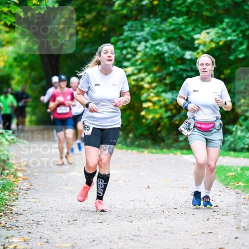 12.10.2025 - Bramfelder Halbmarathon 2025 Dr. Thomas Lammeyer http://msf.ph/oto/9357954 12.10.2025 11:02:45 Laufen 20 meine-sportfotos.de