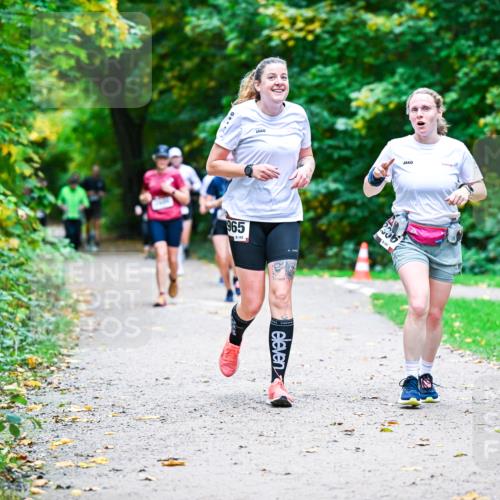 12.10.2025 - Bramfelder Halbmarathon 2025 Dr. Thomas Lammeyer http://msf.ph/oto/9357964 12.10.2025 11:02:46 Laufen 965 meine-sportfotos.de