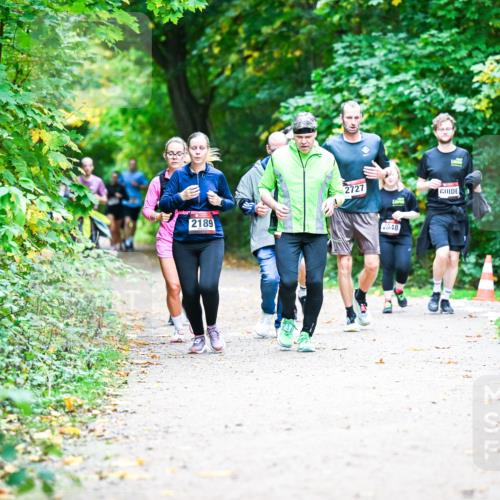 12.10.2025 - Bramfelder Halbmarathon 2025 Dr. Thomas Lammeyer http://msf.ph/oto/9358026 12.10.2025 11:02:57 Laufen 2189, 2727, 2048 meine-sportfotos.de
