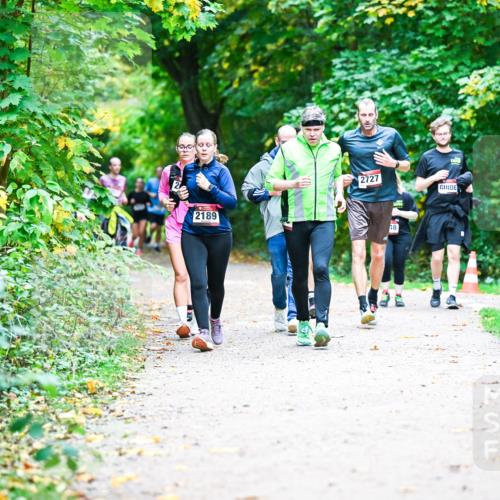 12.10.2025 - Bramfelder Halbmarathon 2025 Dr. Thomas Lammeyer http://msf.ph/oto/9358030 12.10.2025 11:02:58 Laufen 244, 2189, 2727, 48 meine-sportfotos.de