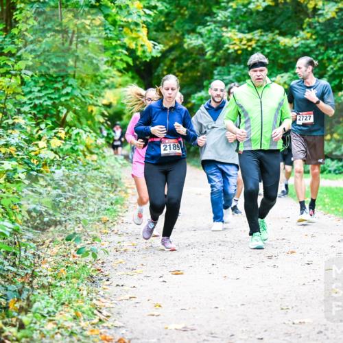 12.10.2025 - Bramfelder Halbmarathon 2025 Dr. Thomas Lammeyer http://msf.ph/oto/9358053 12.10.2025 11:03:01 Laufen 2189, 2727 meine-sportfotos.de