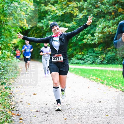 12.10.2025 - Bramfelder Halbmarathon 2025 Dr. Thomas Lammeyer http://msf.ph/oto/9358122 12.10.2025 11:03:15 Laufen 2377, 2452 meine-sportfotos.de