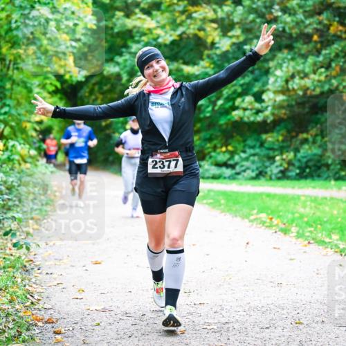 12.10.2025 - Bramfelder Halbmarathon 2025 Dr. Thomas Lammeyer http://msf.ph/oto/9358124 12.10.2025 11:03:15 Laufen 2377 meine-sportfotos.de