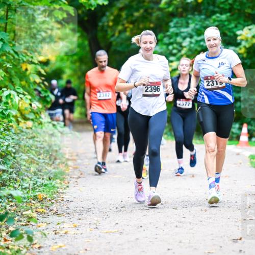 12.10.2025 - Bramfelder Halbmarathon 2025 Dr. Thomas Lammeyer http://msf.ph/oto/9358184 12.10.2025 11:03:29 Laufen 2382, 2396, 2577, 2315 meine-sportfotos.de