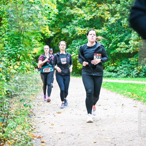 12.10.2025 - Bramfelder Halbmarathon 2025 Dr. Thomas Lammeyer http://msf.ph/oto/9358255 12.10.2025 11:03:46 Laufen 2725, 2946, 227 meine-sportfotos.de