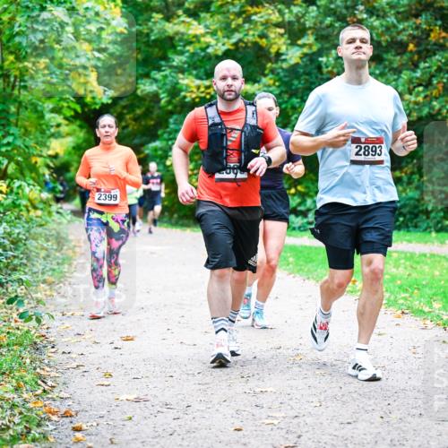 12.10.2025 - Bramfelder Halbmarathon 2025 Dr. Thomas Lammeyer http://msf.ph/oto/9358294 12.10.2025 11:03:57 Laufen 2399, 2893 meine-sportfotos.de