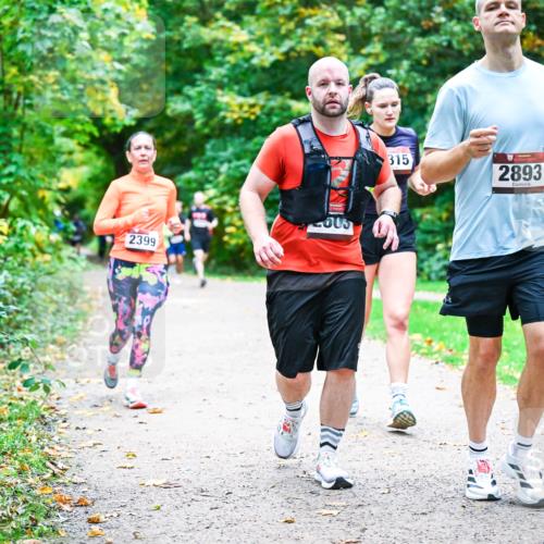 12.10.2025 - Bramfelder Halbmarathon 2025 Dr. Thomas Lammeyer http://msf.ph/oto/9358298 12.10.2025 11:03:57 Laufen 200, 315, 2893, 2399 meine-sportfotos.de