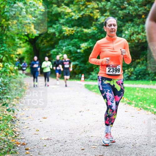 12.10.2025 - Bramfelder Halbmarathon 2025 Dr. Thomas Lammeyer http://msf.ph/oto/9358308 12.10.2025 11:03:59 Laufen 2399 meine-sportfotos.de