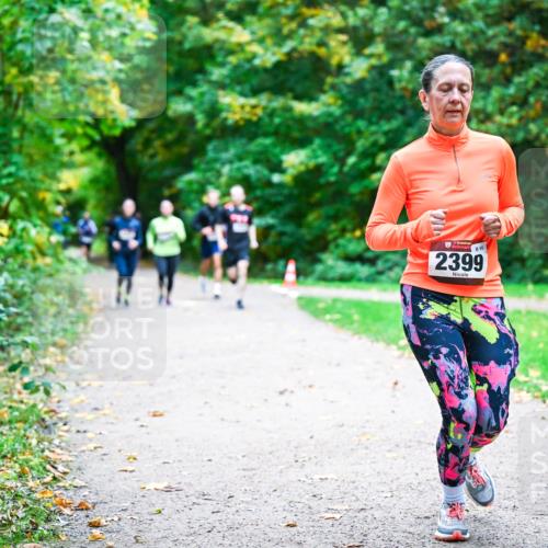 12.10.2025 - Bramfelder Halbmarathon 2025 Dr. Thomas Lammeyer http://msf.ph/oto/9358310 12.10.2025 11:03:59 Laufen 890, 2399 meine-sportfotos.de