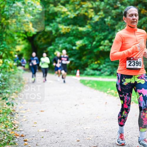 12.10.2025 - Bramfelder Halbmarathon 2025 Dr. Thomas Lammeyer http://msf.ph/oto/9358311 12.10.2025 11:03:59 Laufen 90, 2399 meine-sportfotos.de