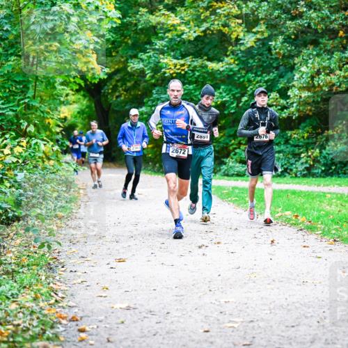 12.10.2025 - Bramfelder Halbmarathon 2025 Dr. Thomas Lammeyer http://msf.ph/oto/9358363 12.10.2025 11:04:10 Laufen 2363, 2672, 2676, 2851 meine-sportfotos.de