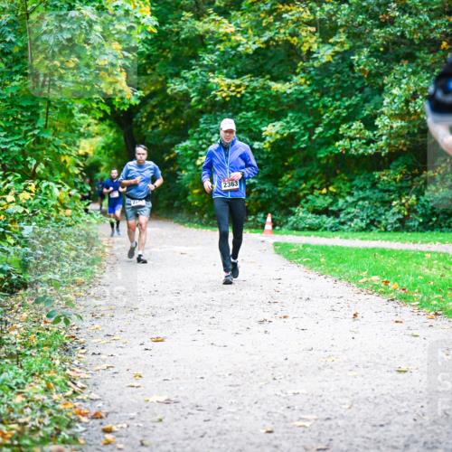 12.10.2025 - Bramfelder Halbmarathon 2025 Dr. Thomas Lammeyer http://msf.ph/oto/9358380 12.10.2025 11:04:12 Laufen 250, 2363, 26 meine-sportfotos.de
