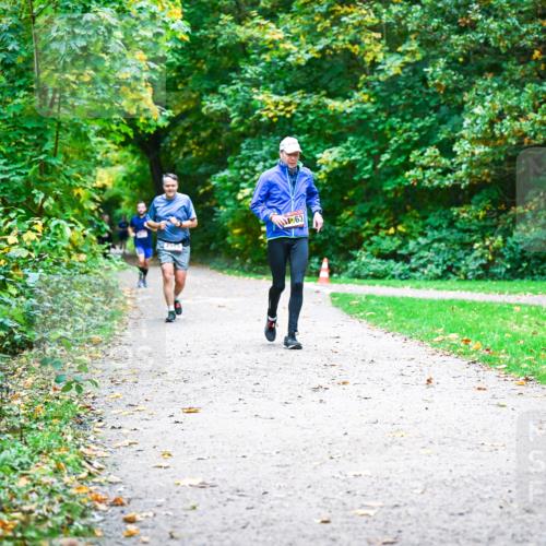 12.10.2025 - Bramfelder Halbmarathon 2025 Dr. Thomas Lammeyer http://msf.ph/oto/9358383 12.10.2025 11:04:13 Laufen 2565, 63 meine-sportfotos.de