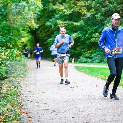 12.10.2025 - Bramfelder Halbmarathon 2025 Dr. Thomas Lammeyer http://msf.ph/oto/9358406 12.10.2025 11:04:16 Laufen 2585, 2363 meine-sportfotos.de