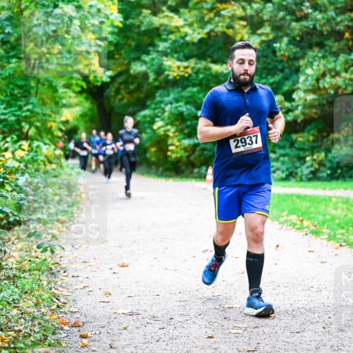 12.10.2025 - Bramfelder Halbmarathon 2025 Dr. Thomas Lammeyer http://msf.ph/oto/9358451 12.10.2025 11:04:23 Laufen 2937 meine-sportfotos.de