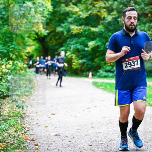 12.10.2025 - Bramfelder Halbmarathon 2025 Dr. Thomas Lammeyer http://msf.ph/oto/9358455 12.10.2025 11:04:23 Laufen 2937 meine-sportfotos.de