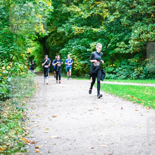 12.10.2025 - Bramfelder Halbmarathon 2025 Dr. Thomas Lammeyer http://msf.ph/oto/9358462 12.10.2025 11:04:25 Laufen 2613, 2390 meine-sportfotos.de