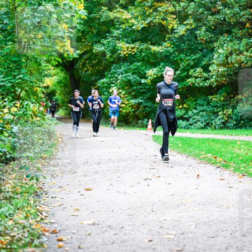 12.10.2025 - Bramfelder Halbmarathon 2025 Dr. Thomas Lammeyer http://msf.ph/oto/9358464 12.10.2025 11:04:26 Laufen 2613 meine-sportfotos.de