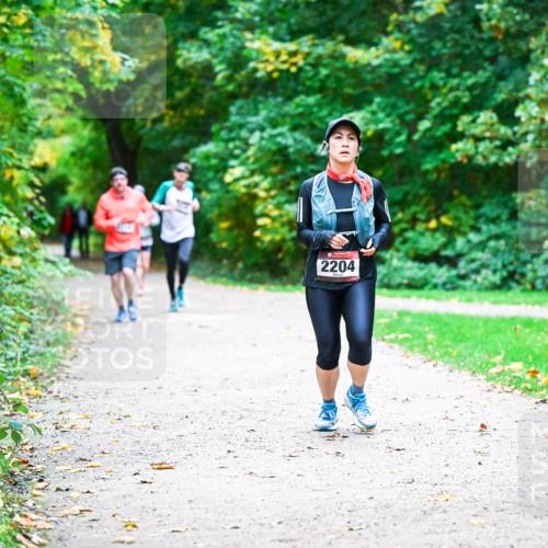 12.10.2025 - Bramfelder Halbmarathon 2025 Dr. Thomas Lammeyer http://msf.ph/oto/9358527 12.10.2025 11:04:42 Laufen 2204 meine-sportfotos.de