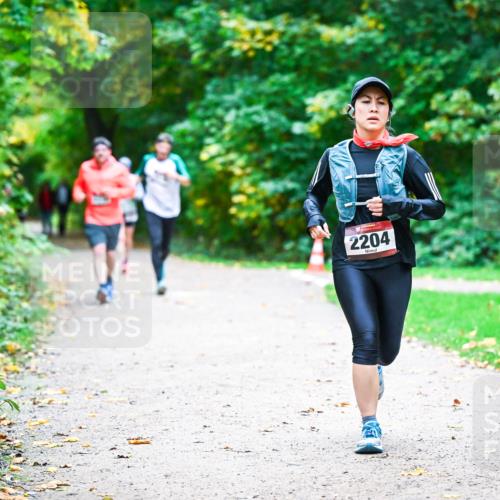 12.10.2025 - Bramfelder Halbmarathon 2025 Dr. Thomas Lammeyer http://msf.ph/oto/9358531 12.10.2025 11:04:42 Laufen 2204 meine-sportfotos.de