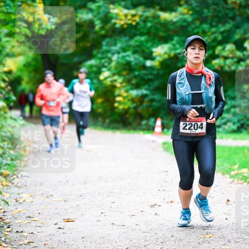 12.10.2025 - Bramfelder Halbmarathon 2025 Dr. Thomas Lammeyer http://msf.ph/oto/9358532 12.10.2025 11:04:42 Laufen 2204 meine-sportfotos.de