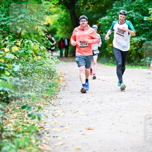 12.10.2025 - Bramfelder Halbmarathon 2025 Dr. Thomas Lammeyer http://msf.ph/oto/9358537 12.10.2025 11:04:44 Laufen 2218, 2500, 2830 meine-sportfotos.de