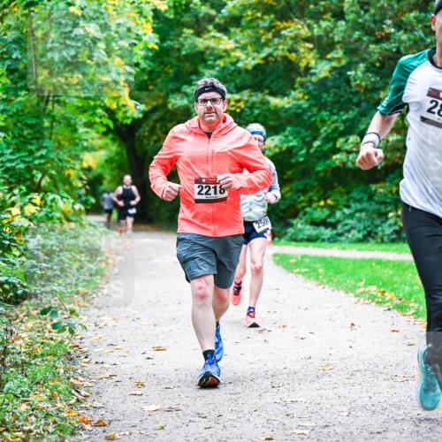 12.10.2025 - Bramfelder Halbmarathon 2025 Dr. Thomas Lammeyer http://msf.ph/oto/9358566 12.10.2025 11:04:48 Laufen 2218, 2500, 2830 meine-sportfotos.de