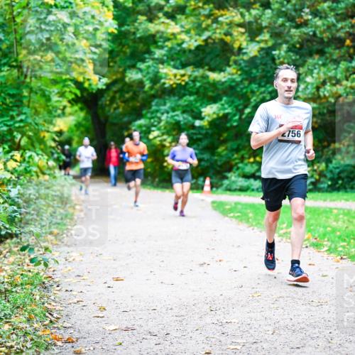12.10.2025 - Bramfelder Halbmarathon 2025 Dr. Thomas Lammeyer http://msf.ph/oto/9358625 12.10.2025 11:05:02 Laufen 361, 756 meine-sportfotos.de