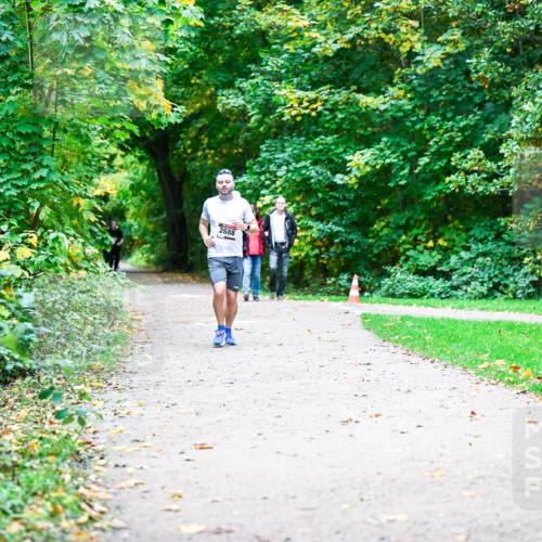 12.10.2025 - Bramfelder Halbmarathon 2025 Dr. Thomas Lammeyer http://msf.ph/oto/9358656 12.10.2025 11:05:08 Laufen 2688 meine-sportfotos.de