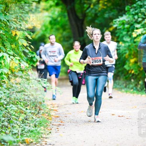 12.10.2025 - Bramfelder Halbmarathon 2025 Dr. Thomas Lammeyer http://msf.ph/oto/9358724 12.10.2025 11:05:25 Laufen 2560, 2959 meine-sportfotos.de