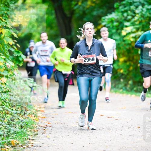 12.10.2025 - Bramfelder Halbmarathon 2025 Dr. Thomas Lammeyer http://msf.ph/oto/9358730 12.10.2025 11:05:26 Laufen 2959, 2560 meine-sportfotos.de