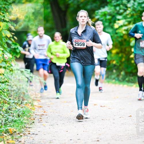 12.10.2025 - Bramfelder Halbmarathon 2025 Dr. Thomas Lammeyer http://msf.ph/oto/9358731 12.10.2025 11:05:26 Laufen 2959, 2560 meine-sportfotos.de