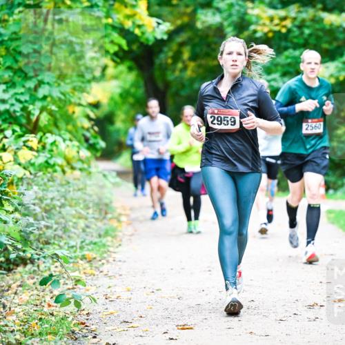 12.10.2025 - Bramfelder Halbmarathon 2025 Dr. Thomas Lammeyer http://msf.ph/oto/9358755 12.10.2025 11:05:29 Laufen 2959, 2560 meine-sportfotos.de