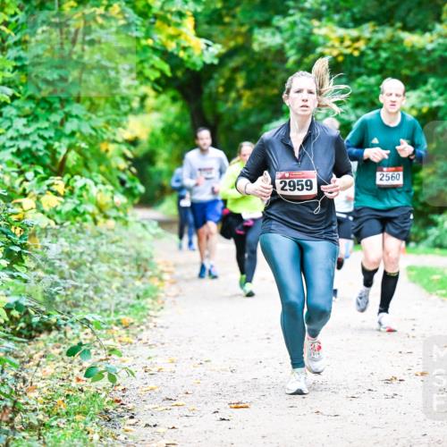 12.10.2025 - Bramfelder Halbmarathon 2025 Dr. Thomas Lammeyer http://msf.ph/oto/9358756 12.10.2025 11:05:29 Laufen 2560, 2959 meine-sportfotos.de